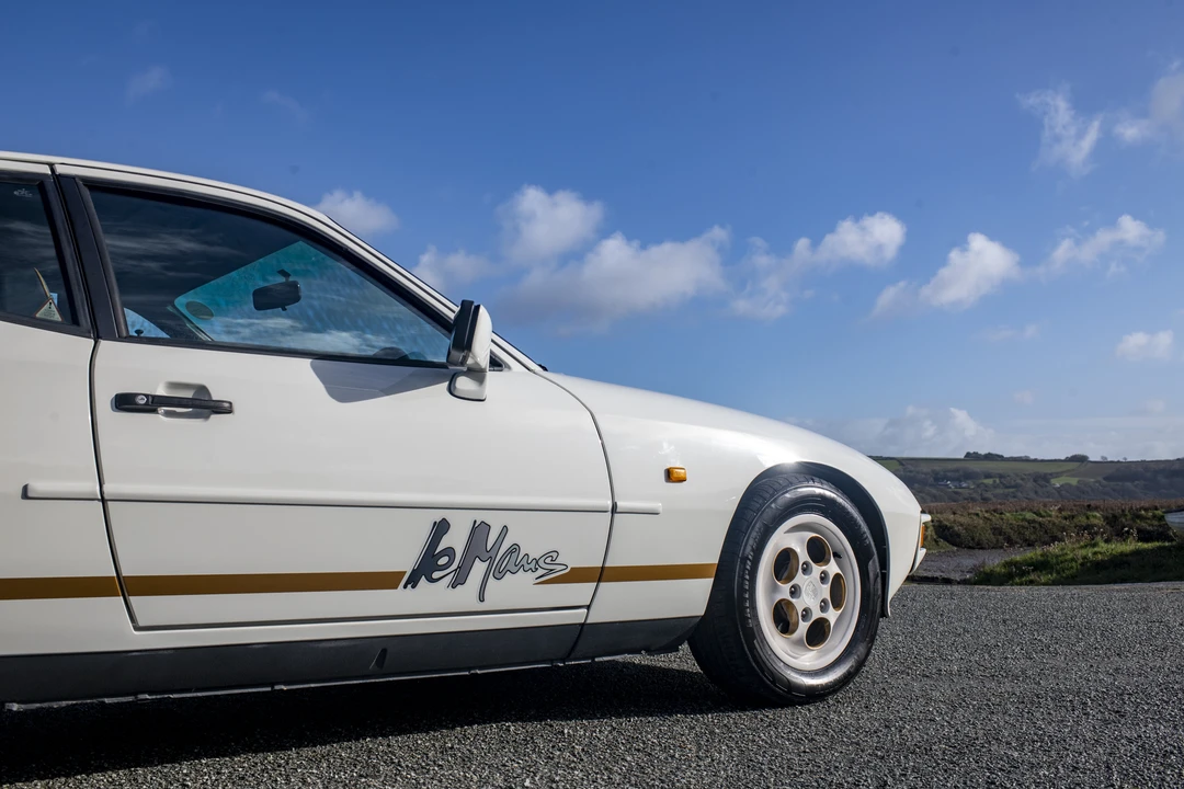 1988 Porsche 924 S - Image 20 of 31