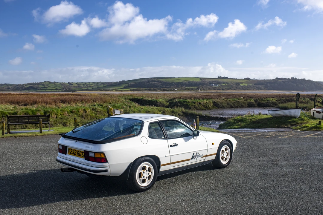1988 Porsche 924 S - Image 22 of 31