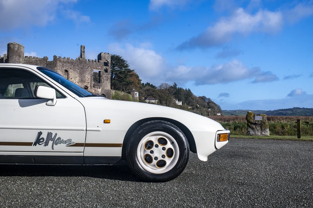 1988 Porsche 924 S - Image 26 of 31