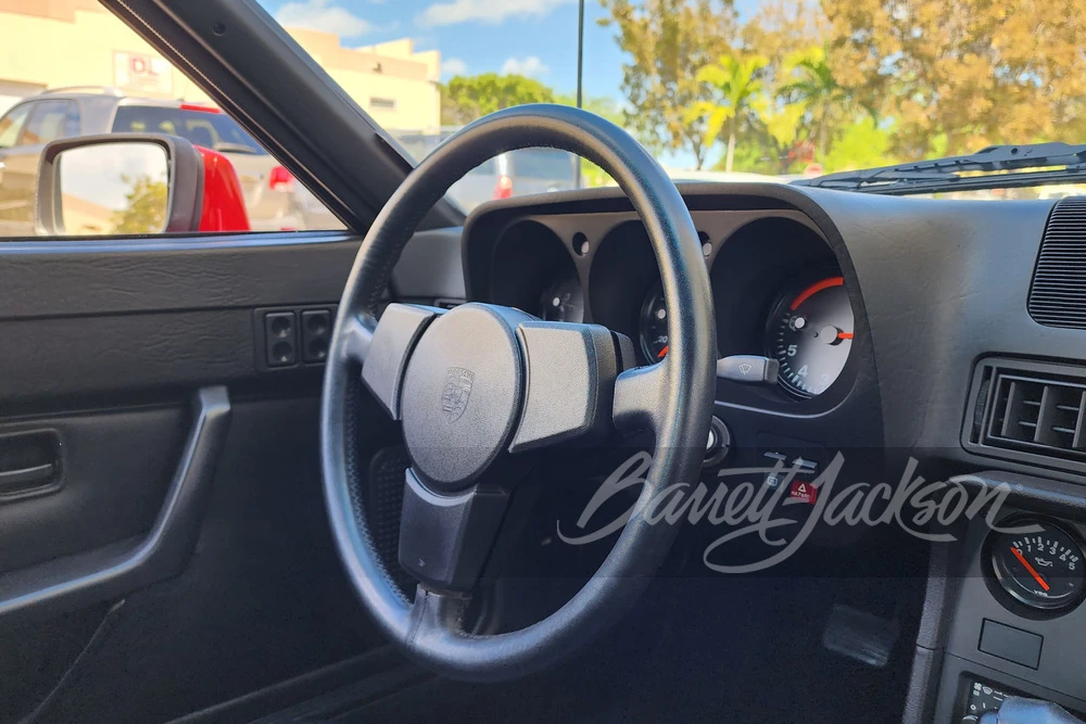 1988 Porsche 924 S - Image 7 of 15
