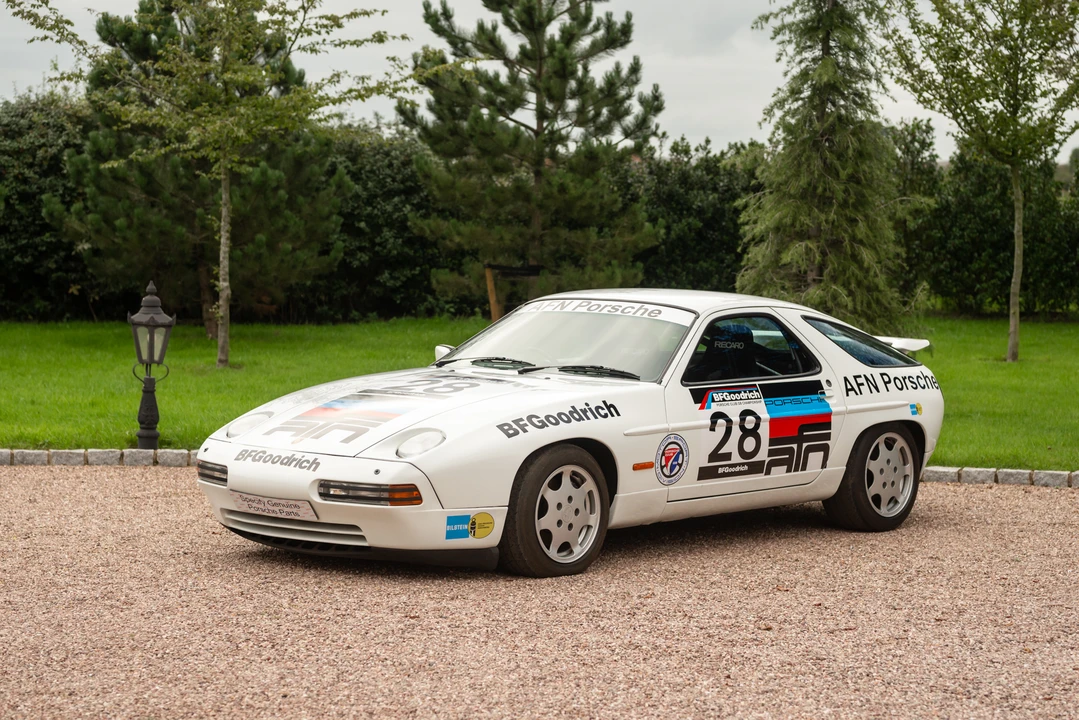 1988 Porsche 928 S4 - Image 4 of 31