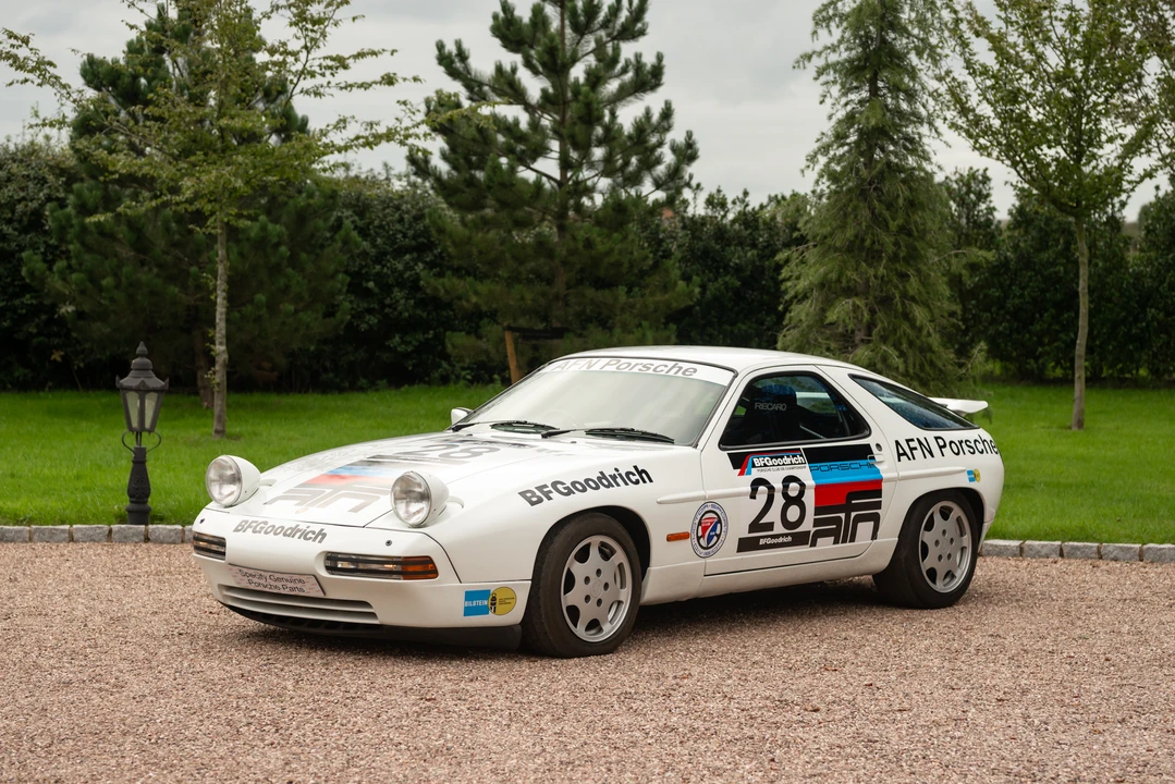 1988 Porsche 928 S4 - Image 5 of 31