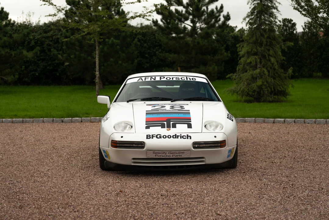 1988 Porsche 928 S4 - Image 8 of 31