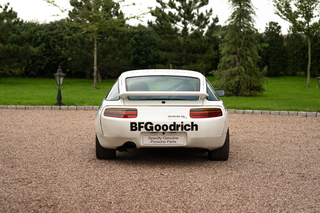 1988 Porsche 928 S4 - Image 29 of 31