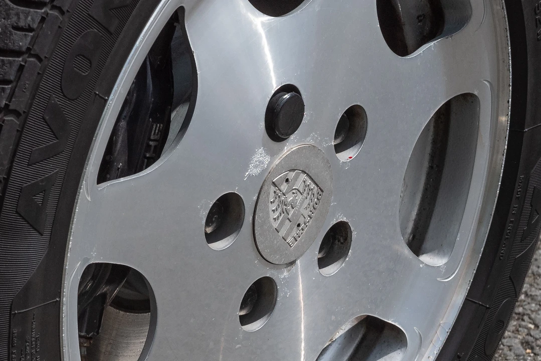 1988 Porsche 928 S4 CS/SE - Image 17 of 31