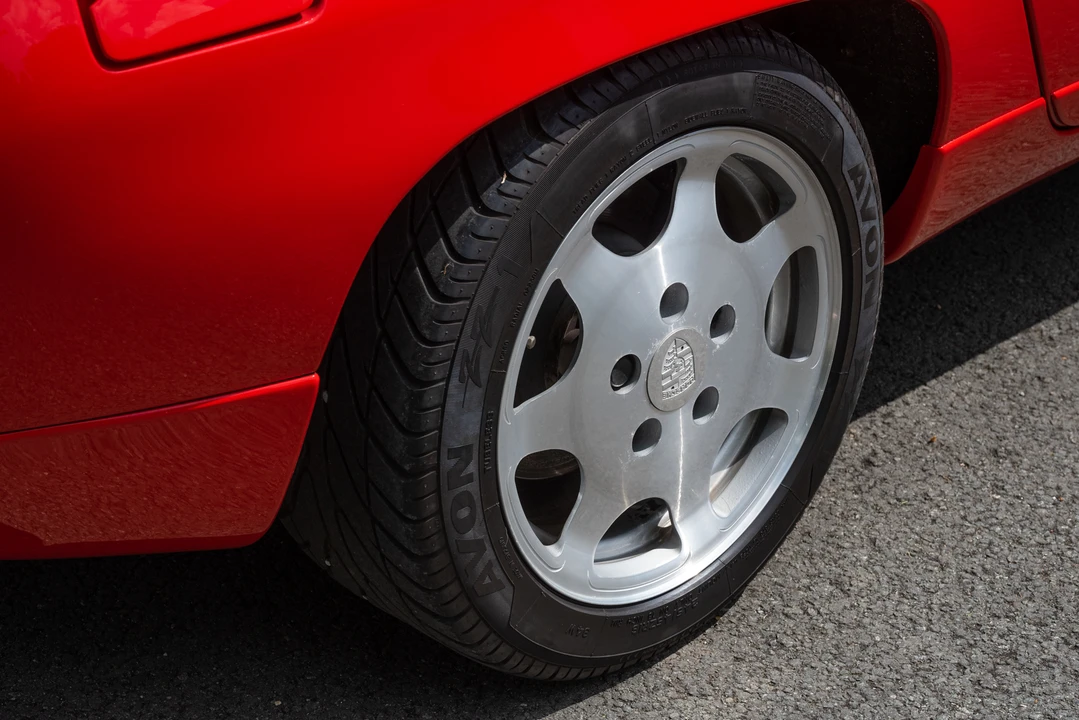 1988 Porsche 928 S4 CS/SE - Image 19 of 31