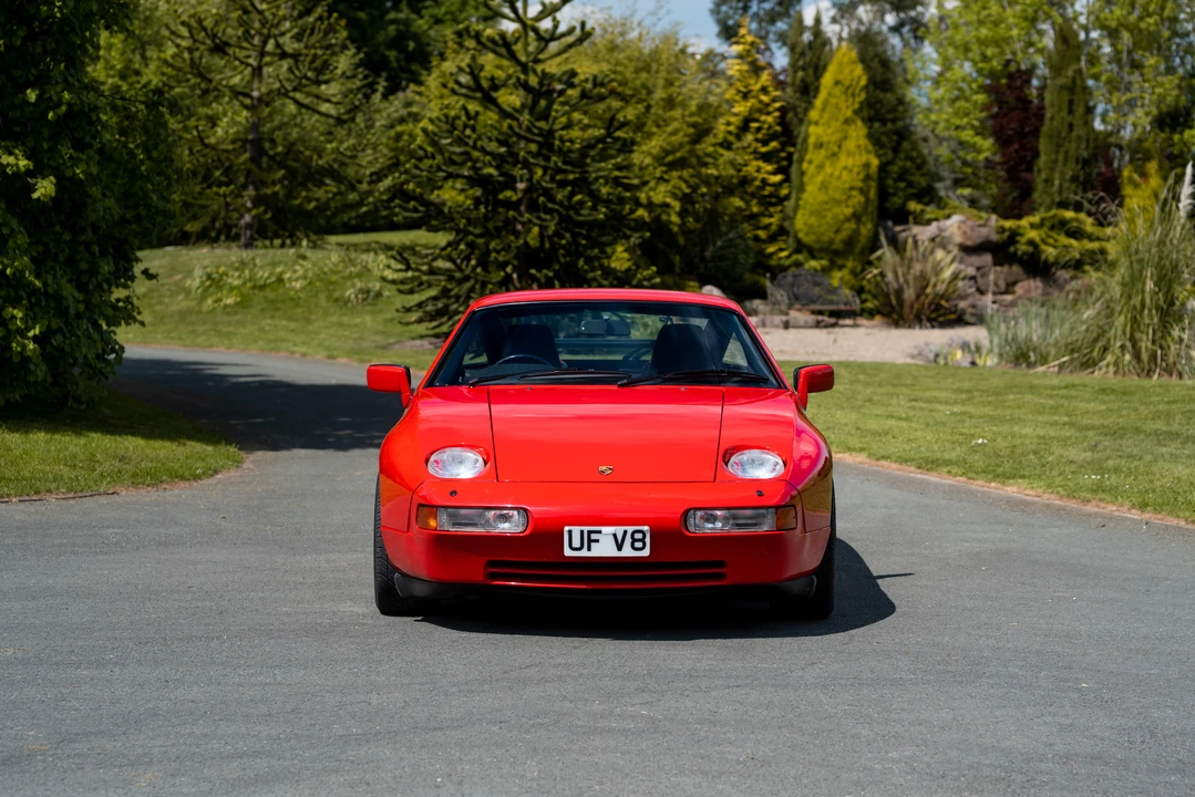 1988 Porsche 928 S4 CS/SE - Image 9 of 31