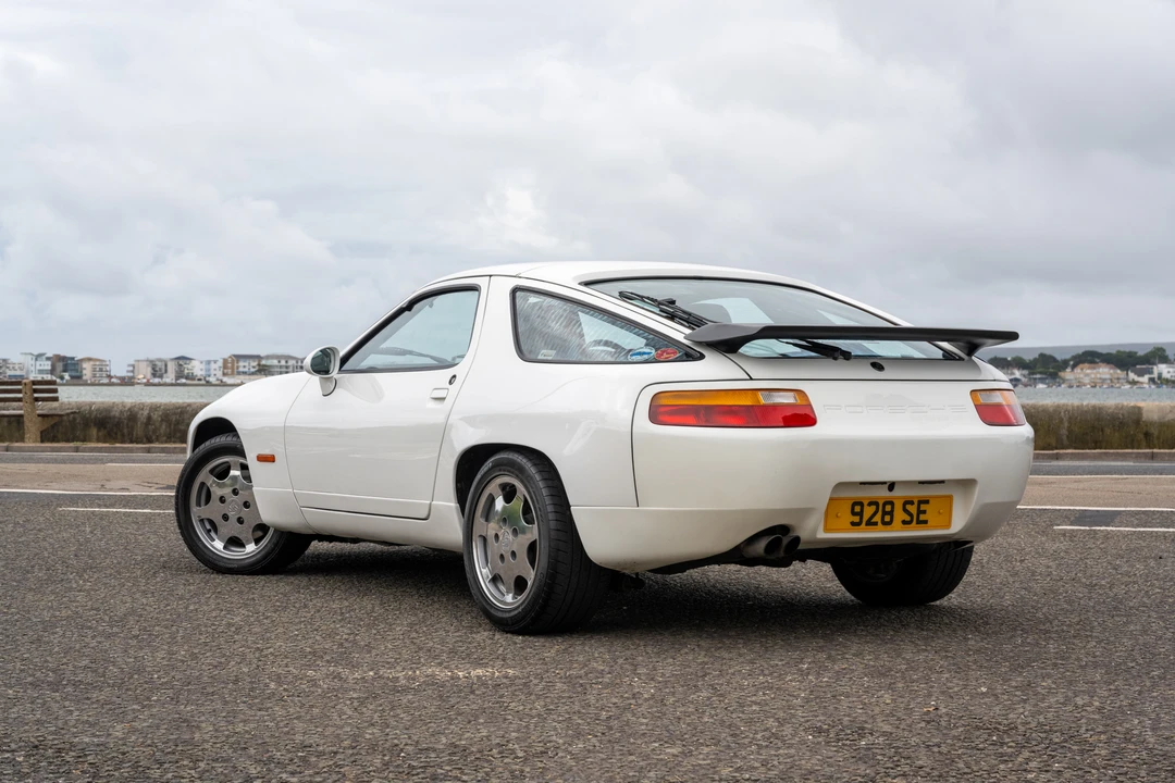 1988 Porsche 928 S4 CS/SE - Image 8 of 31