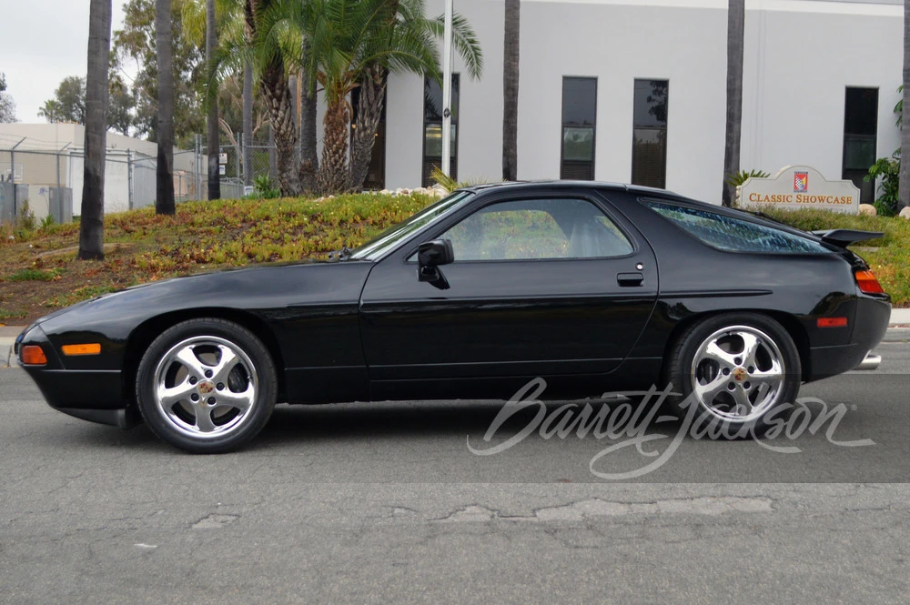 1988 Porsche 928 S4 - Image 8 of 26