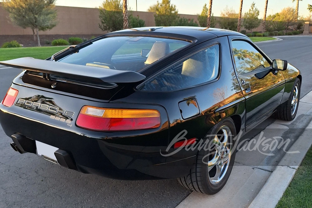 1988 Porsche 928 S4 - Image 11 of 12
