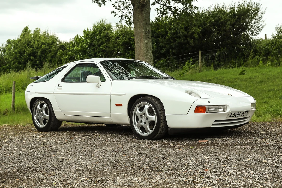 1988 Porsche 928 S4 - Image 2 of 31