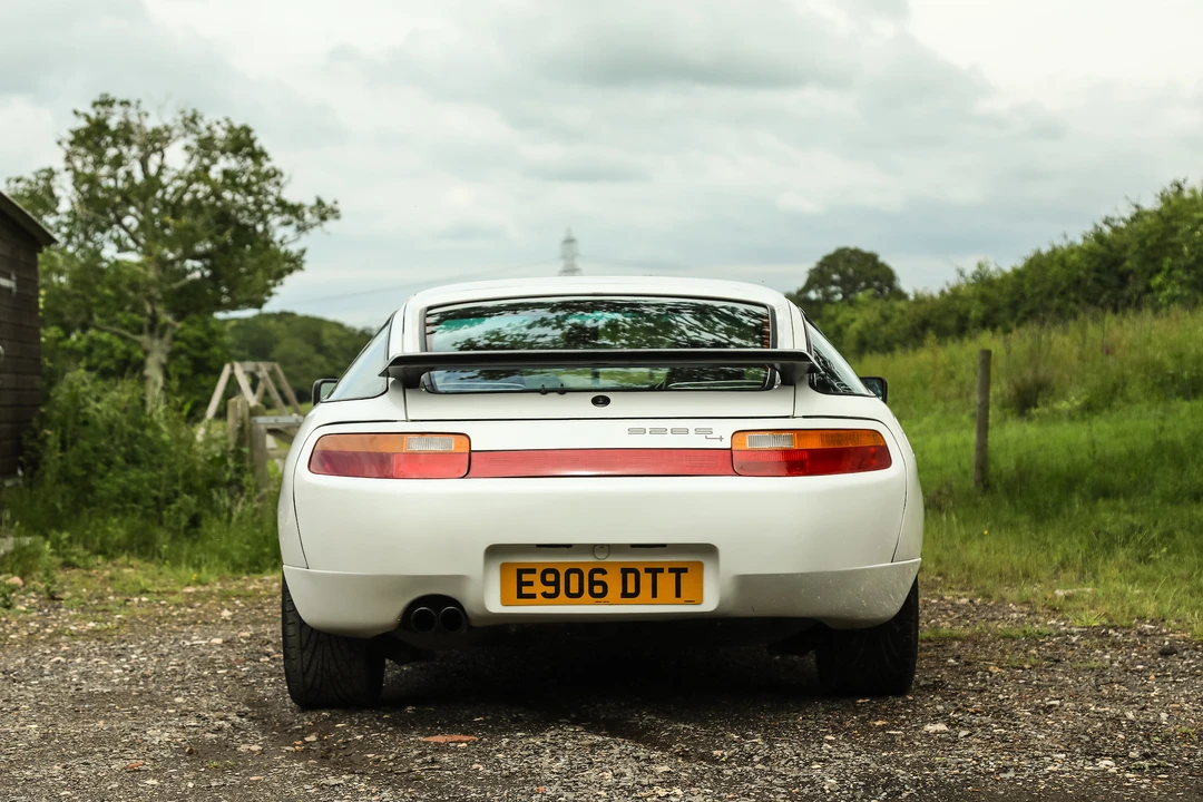 1988 Porsche 928 S4 - Image 9 of 31