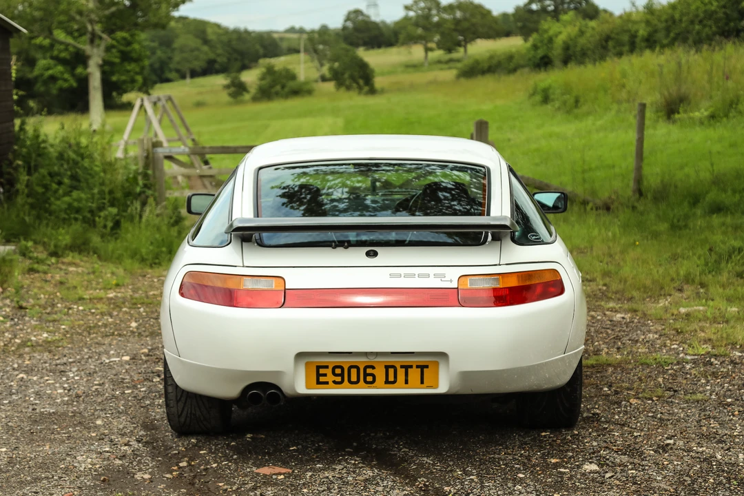 1988 Porsche 928 S4 - Image 18 of 31
