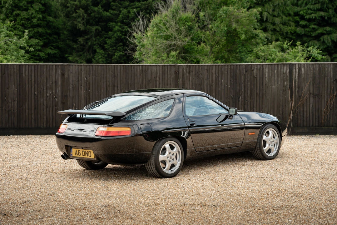 1988 Porsche 928 S4 - Image 6 of 31