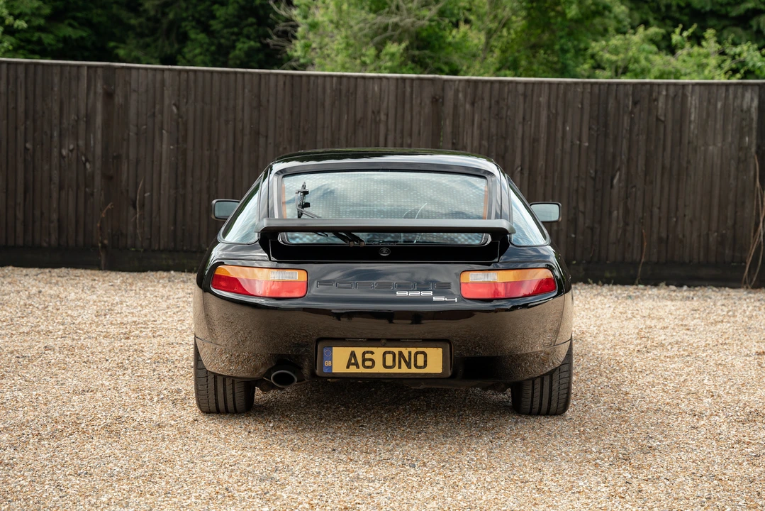 1988 Porsche 928 S4 - Image 15 of 31