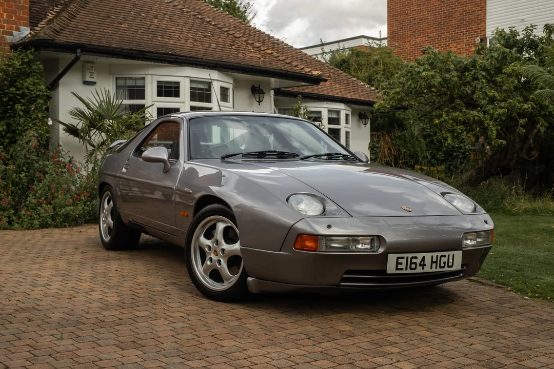 1988 Porsche 928 S4 - Image 10 of 31