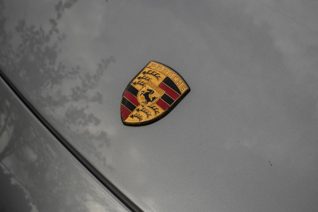 1988 Porsche 928 S4 - Image 28 of 31
