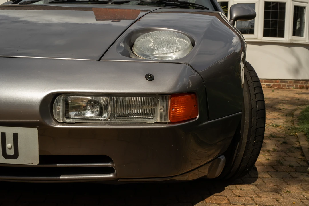 1988 Porsche 928 S4 - Image 15 of 31