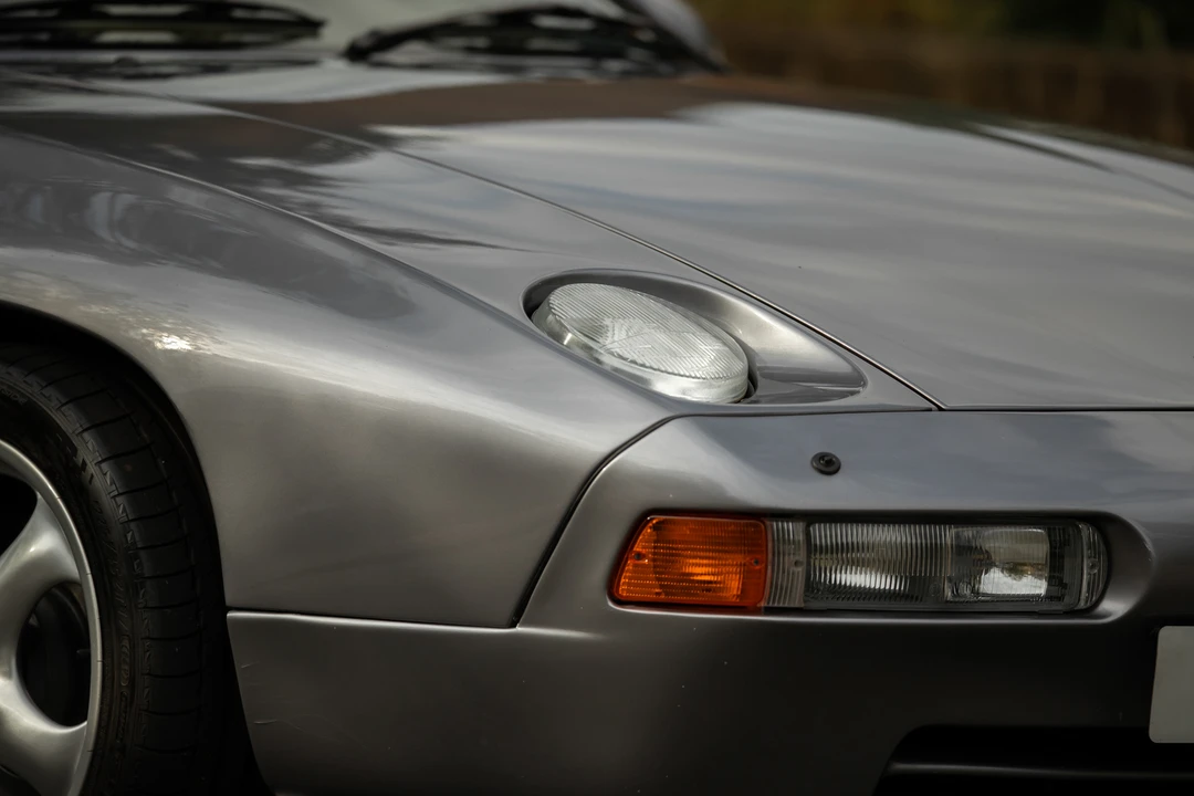 1988 Porsche 928 S4 - Image 24 of 31