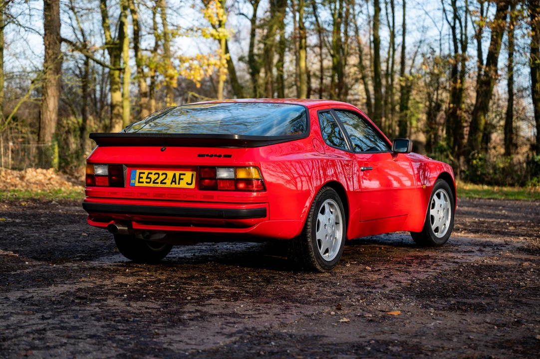 1988 Porsche 944 S - Image 8 of 31