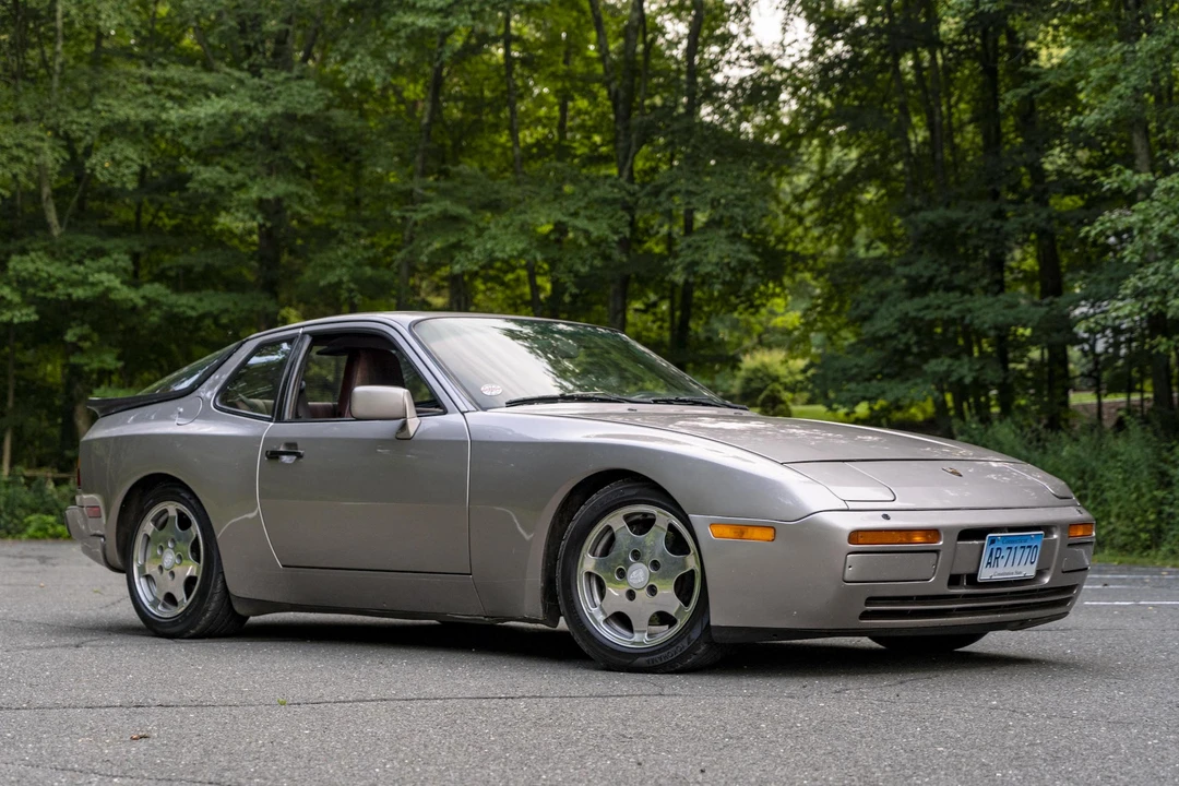 1988 Porsche 944 Turbo - Image 15 of 31