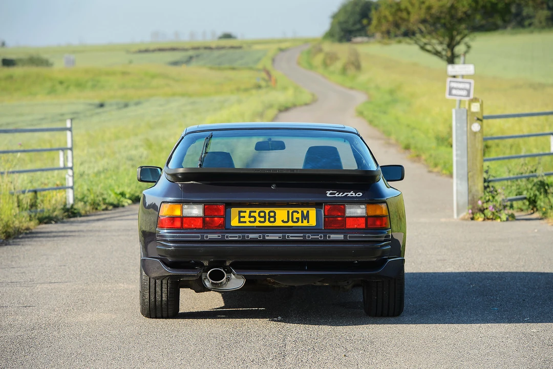 1988 Porsche 944 Turbo - Image 8 of 31