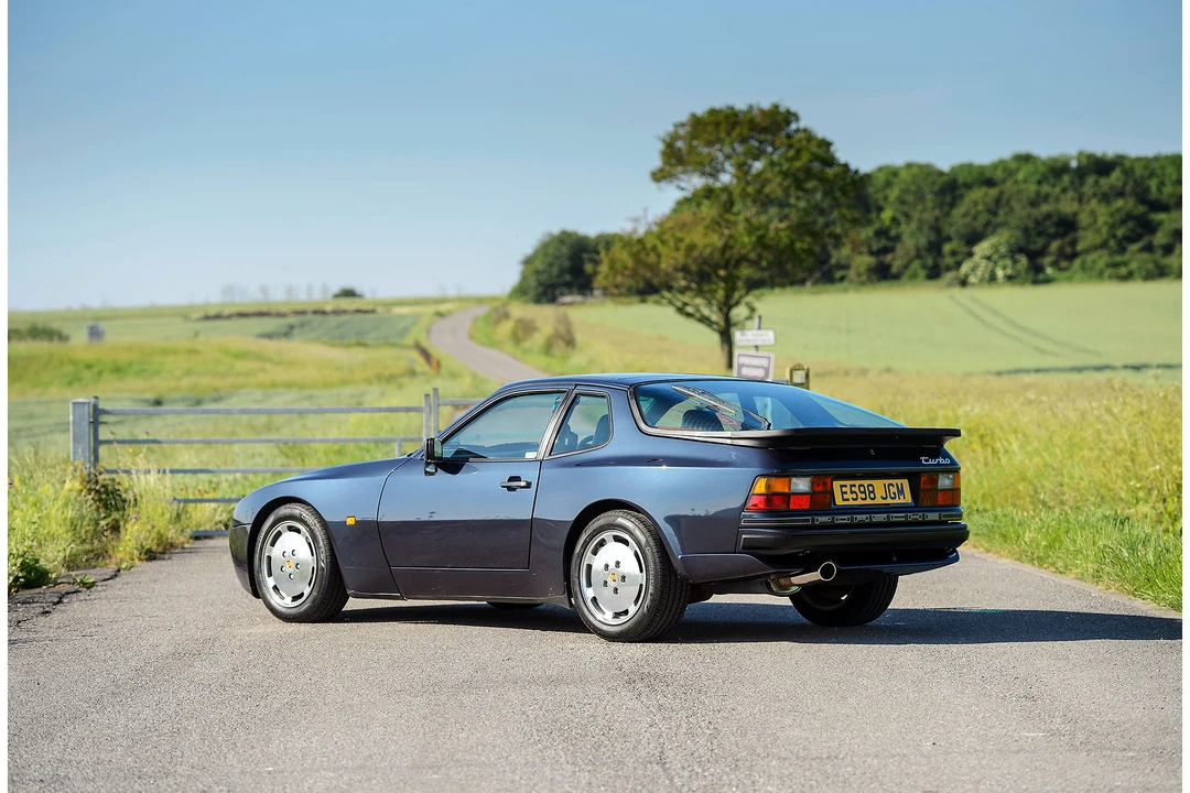 1988 Porsche 944 Turbo - Image 7 of 31