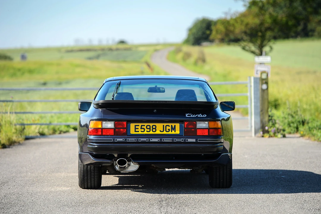 1988 Porsche 944 Turbo - Image 29 of 31