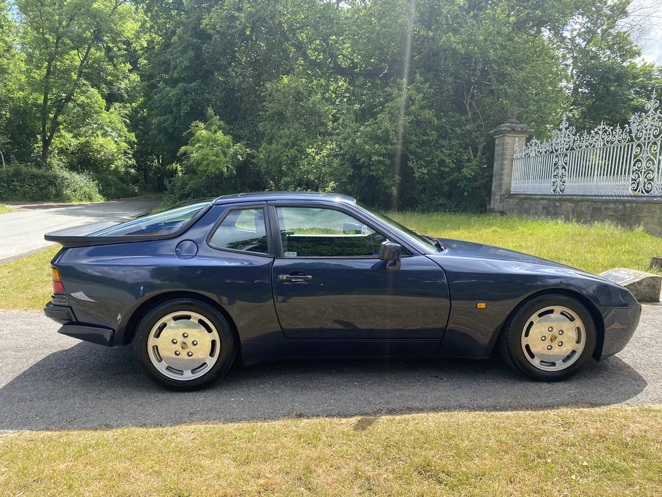 1988 Porsche 944 Turbo - Image 10 of 31