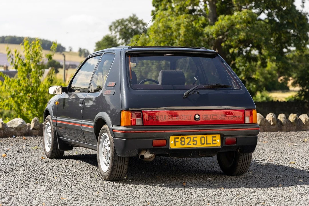 1988 Peugeot 205 GTI - Image 10 of 30
