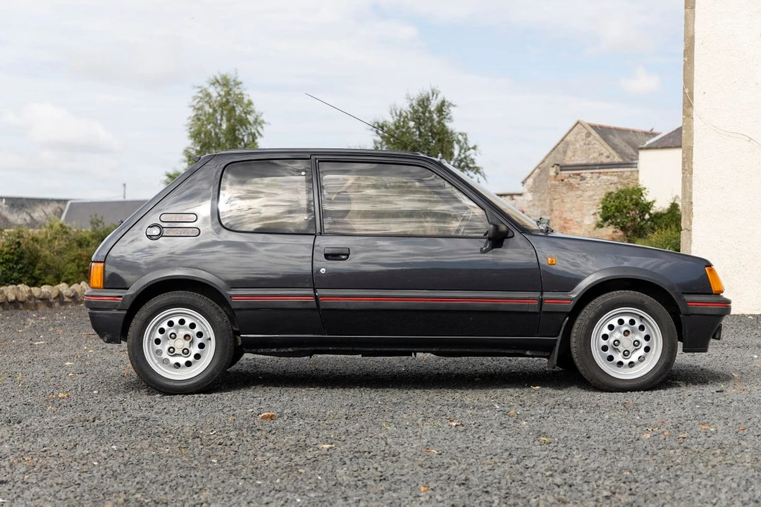 1988 Peugeot 205 GTI - Image 7 of 30