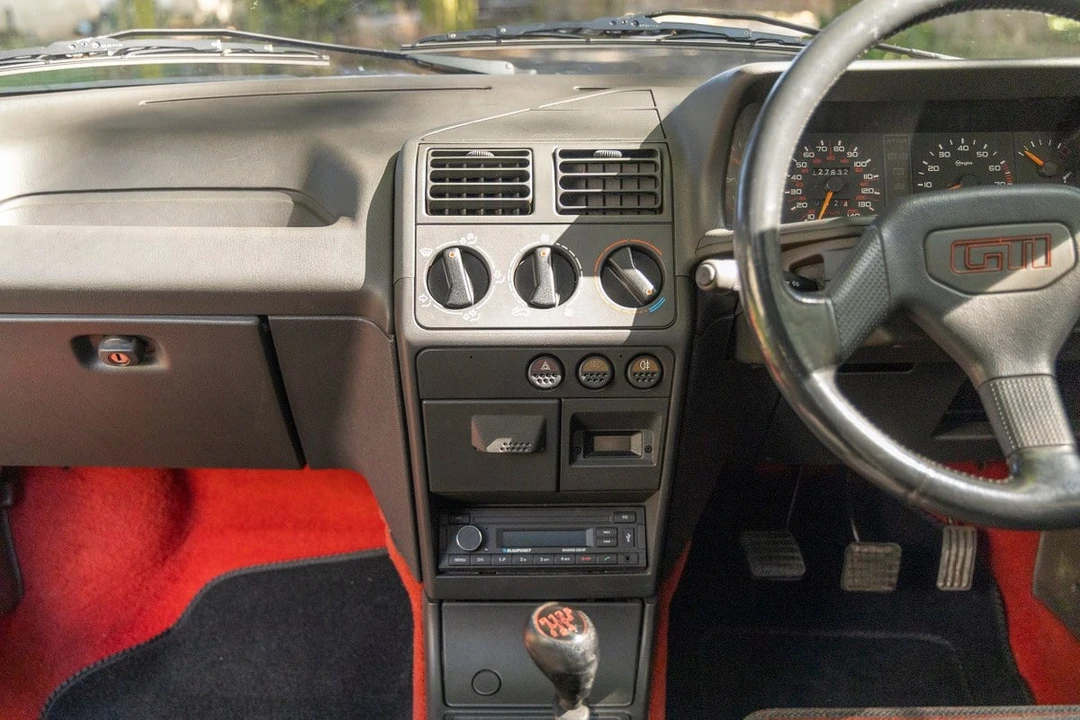 1988 Peugeot 205 GTI - Image 27 of 30
