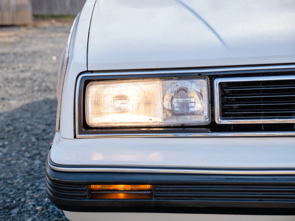 1988 Pontiac Safari - Image 23 of 31