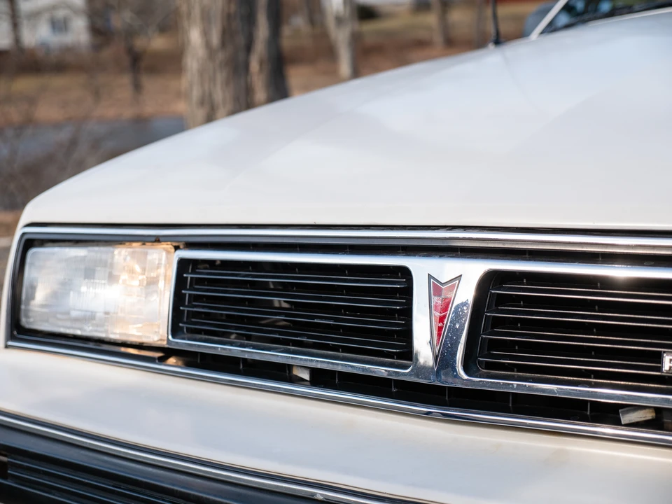 1988 Pontiac Safari - Image 24 of 31