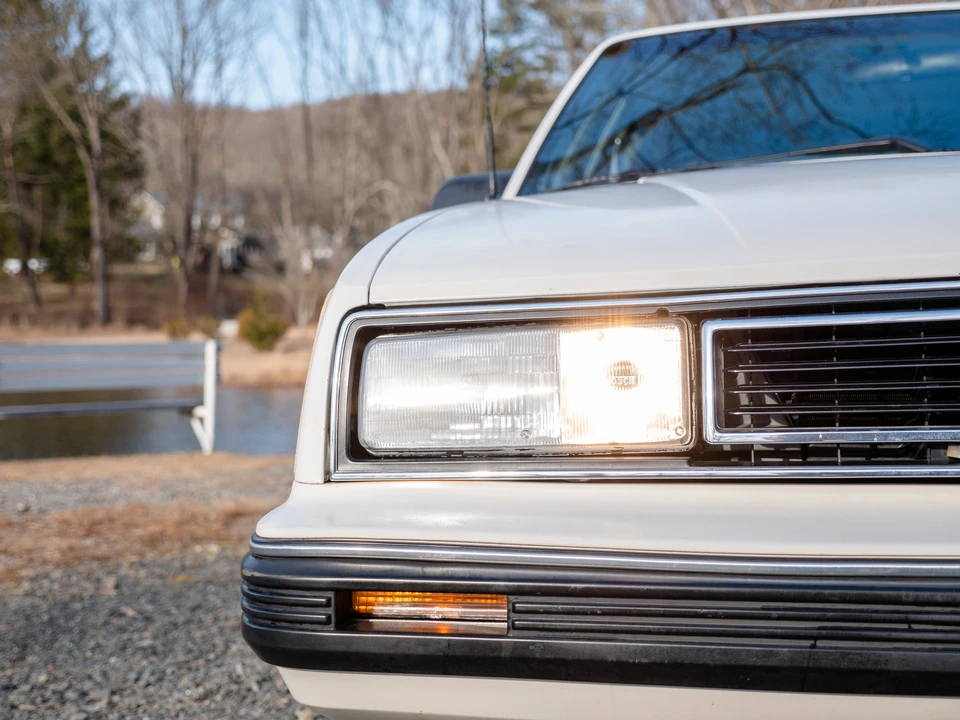 1988 Pontiac Safari - Image 25 of 31