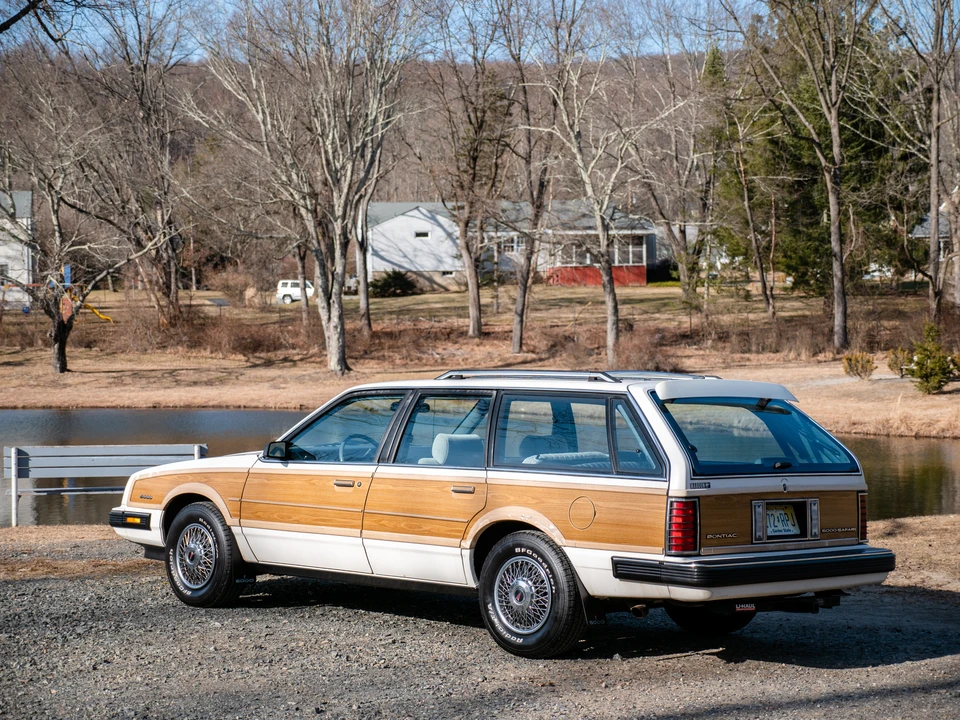 1988 Pontiac Safari - Image 5 of 31