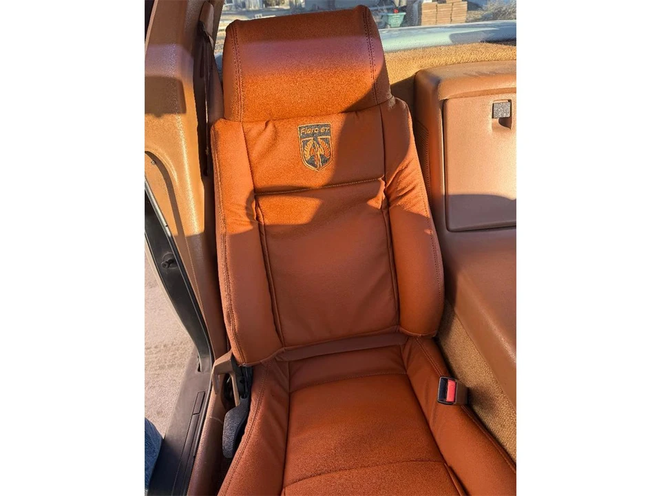 1988 Pontiac Fiero - Image 16 of 27