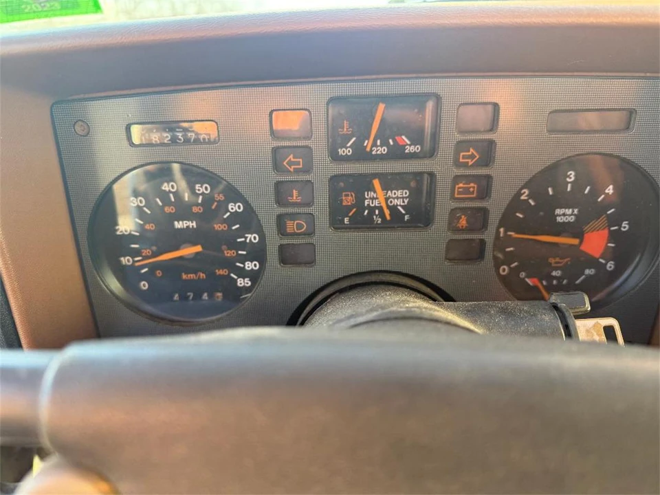 1988 Pontiac Fiero - Image 18 of 27