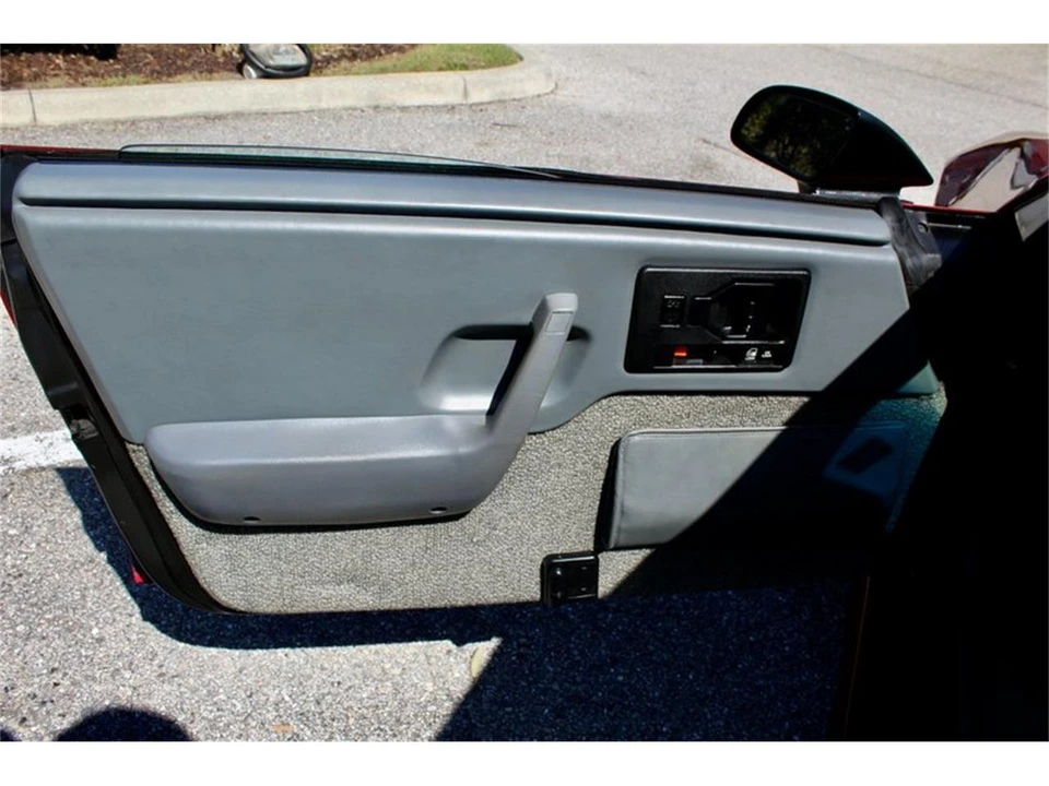 1988 Pontiac Fiero - Image 31 of 31
