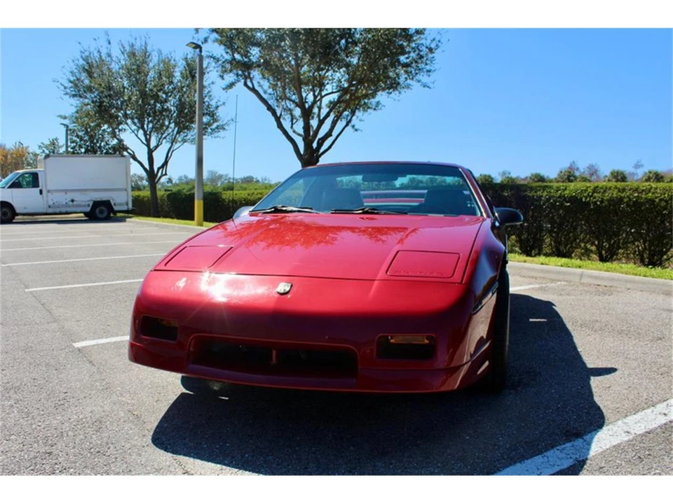 1988 Pontiac Fiero - Image 6 of 31