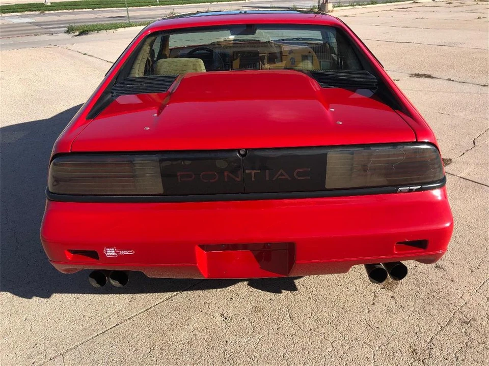 1988 Pontiac Fiero - Image 5 of 14