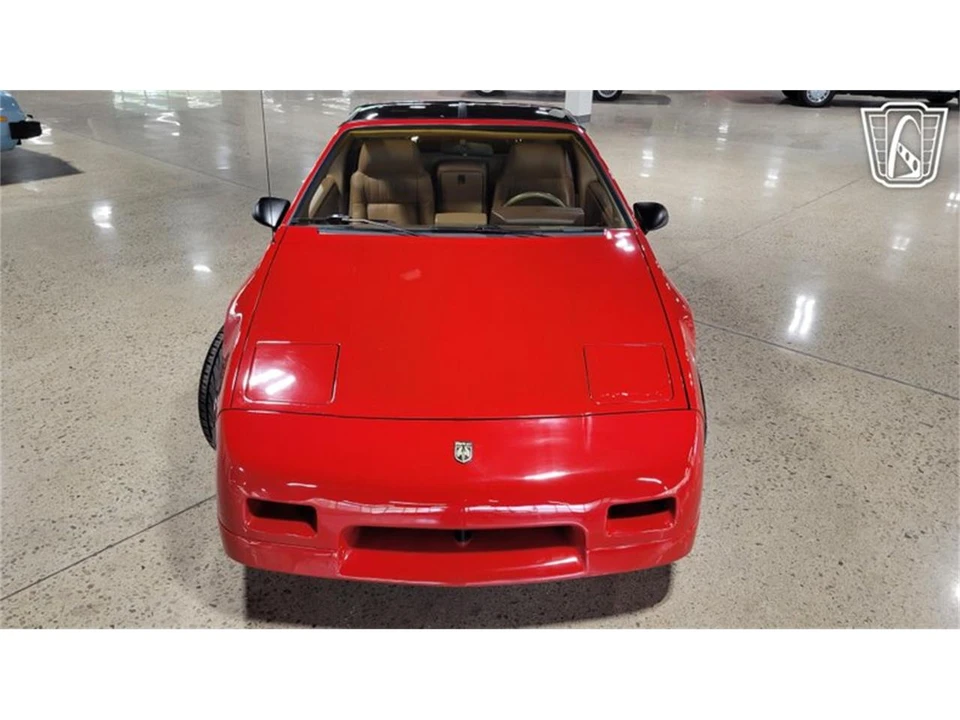 1988 Pontiac Fiero - Image 30 of 31