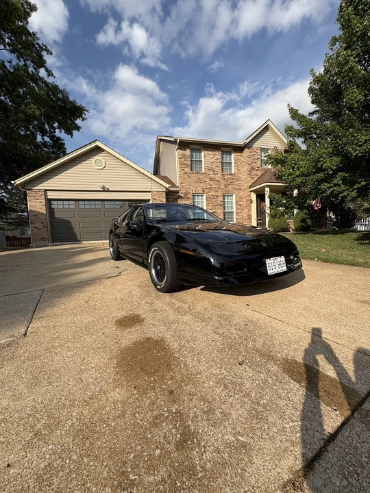 1988 Pontiac Fiero - Image 5 of 21