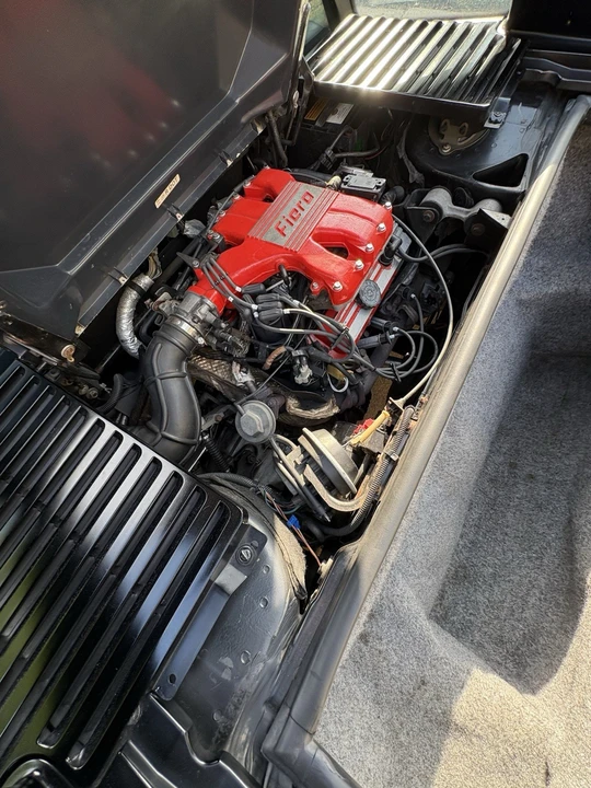 1988 Pontiac Fiero - Image 20 of 21