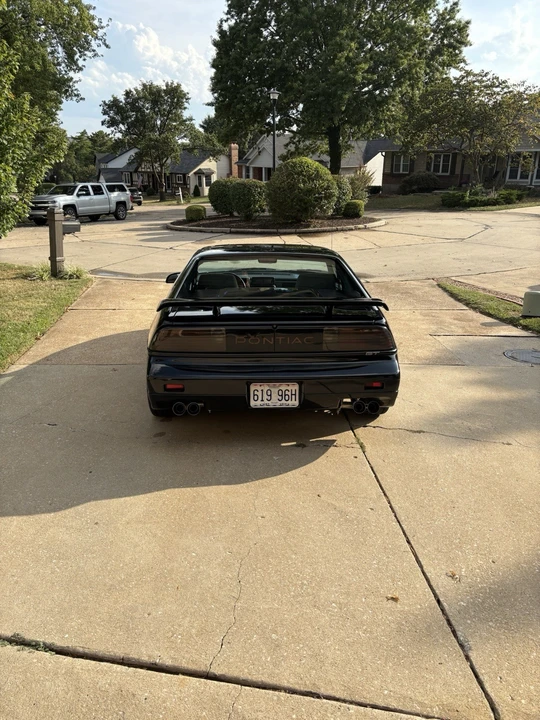 1988 Pontiac Fiero - Image 7 of 21