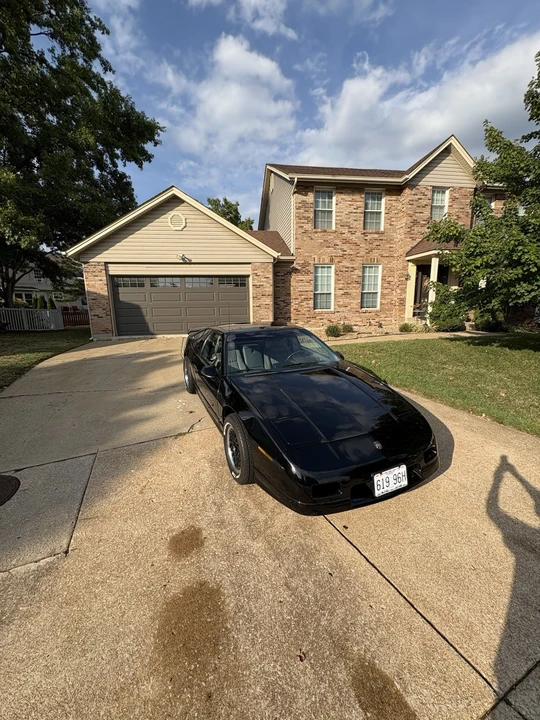 1988 Pontiac Fiero - Image 6 of 21