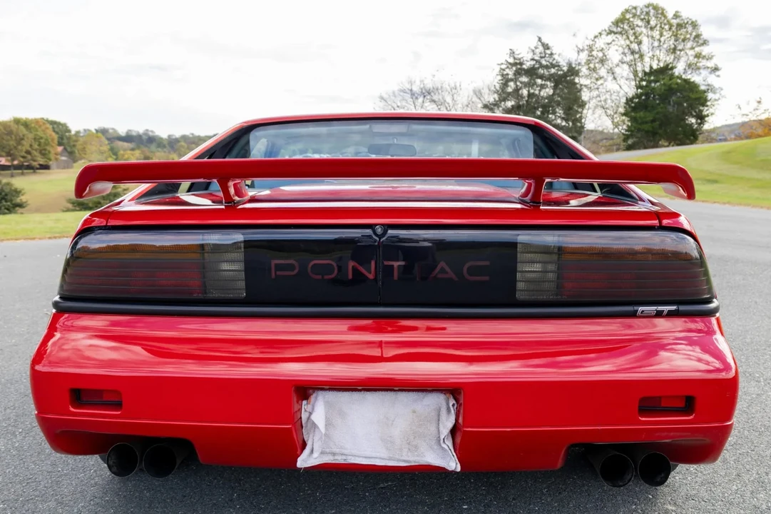 1988 Pontiac Fiero GT - Image 12 of 21