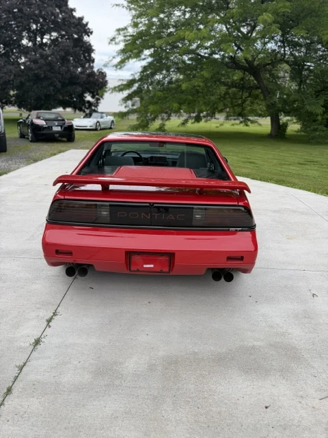 1988 Pontiac Fiero GT - Image 16 of 22