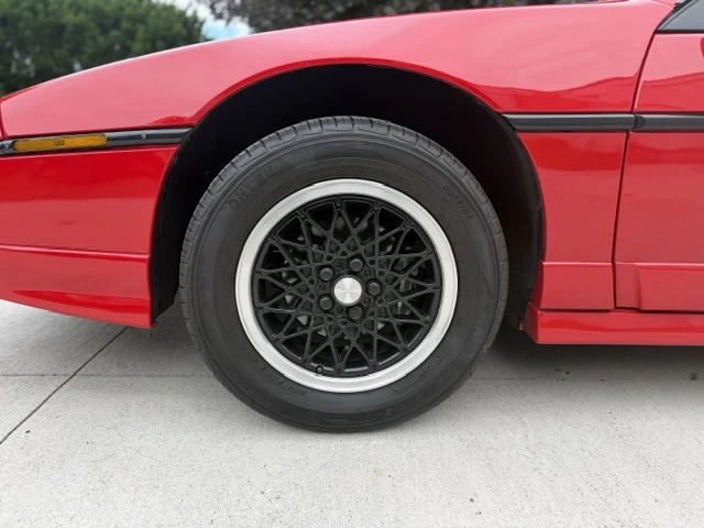 1988 Pontiac Fiero GT - Image 10 of 22