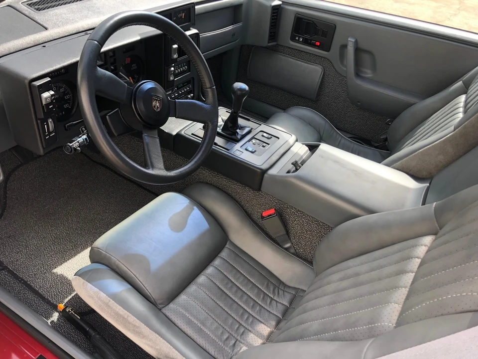 1988 Pontiac Fiero GT - Image 30 of 31
